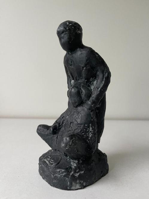Tony van der Vorst beeldje : kinderen, Antiek en Kunst, Kunst | Beelden en Houtsnijwerken, Ophalen of Verzenden