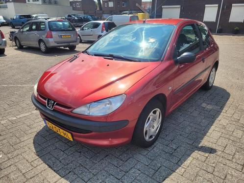 Peugeot 206 1.4 3D APK 5-3-2026, Auto's, Peugeot, Bedrijf, Airbags, Android Auto, Bluetooth, Metallic lak, Radio, USB, Benzine