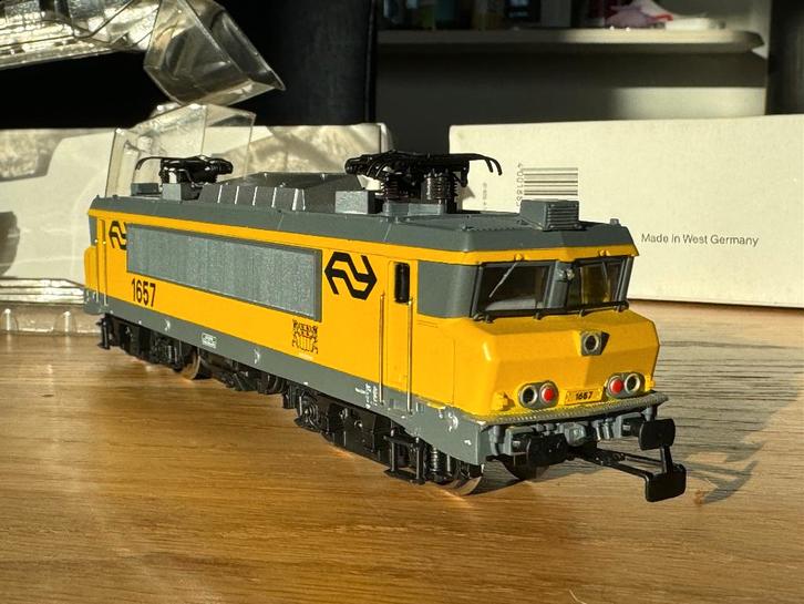 Marklin 3526 NS locomotief 1657 "Rotterdam" Ongebruikt, Hobby en Vrije tijd, Modeltreinen | H0, Nieuw, Locomotief, Wisselstroom