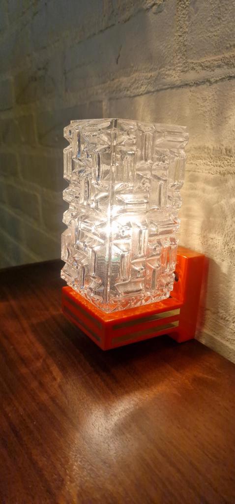 Vintage oranje muurlampje - Graewe, Verzamelen, Retro, Huis en Inrichting, Ophalen of Verzenden