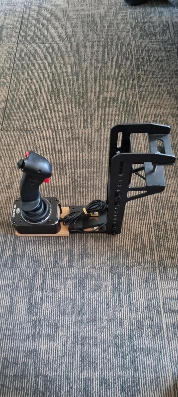 Virpil VPC warBRD joystick & WarBRD-D base met bureaklem beschikbaar voor biedingen