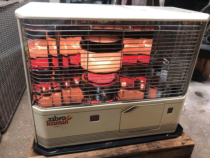 Zibro RCA 100 turbo Dubbelbrander Petroleumkachel, Caravans en Kamperen, Kampeeraccessoires, Gebruikt, Ophalen of Verzenden