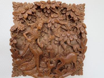 Balinees sculptuur Sita met Ramayana in bos beschikbaar voor biedingen