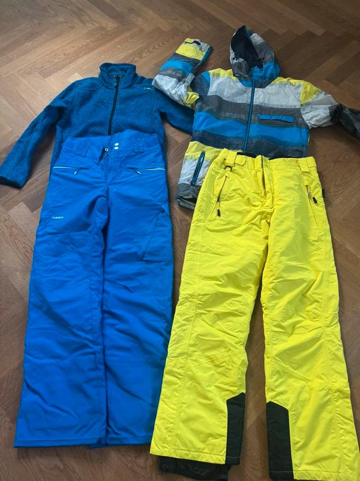 2 Ski Outfit Sets - Jas & Broek, Kleding | Heren, Wintersportkleding, Zo goed als nieuw, Jack, Ophalen of Verzenden