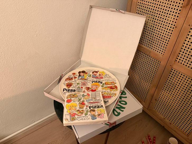 Blond Amsterdam pizzabord 2x en servetten, Huis en Inrichting, Keuken | Servies, Blond Amsterdam, Aardewerk, Ophalen of Verzenden