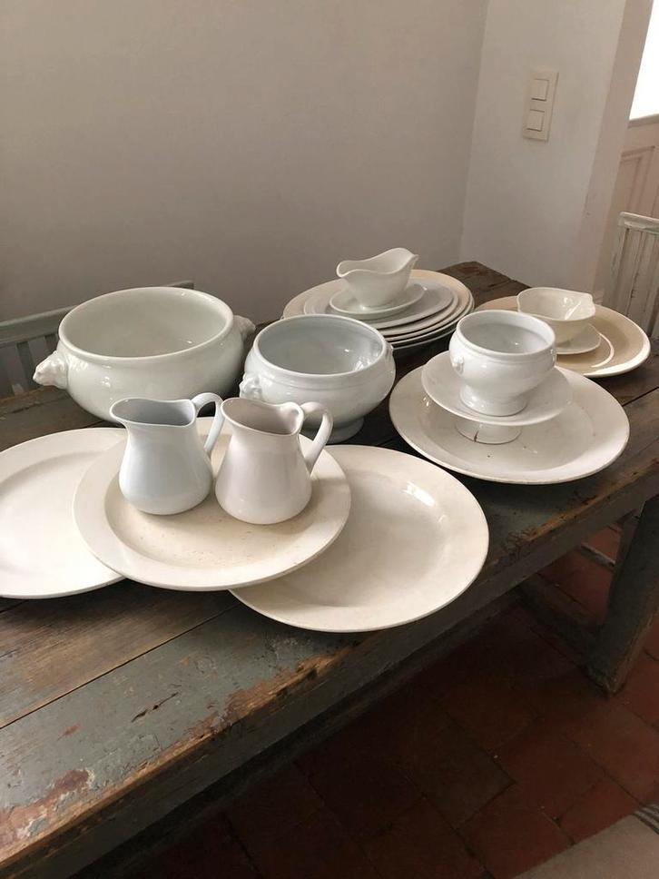 ANTIEK WIT AARDEWERK SERVIES VEEL KEUZE !, Antiek en Kunst, Antiek | Servies los, Ophalen of Verzenden