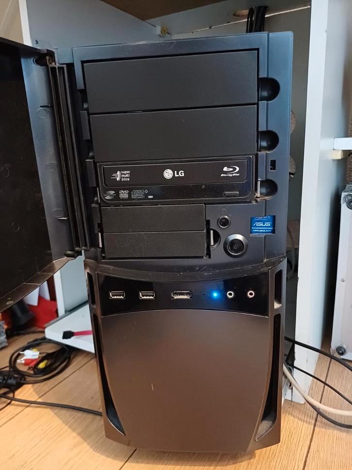 ASUS PC - Blu-ray speler (MONITOR zie aparte advertentie), Computers en Software, Desktop Pc's, Gebruikt, Ophalen of Verzenden