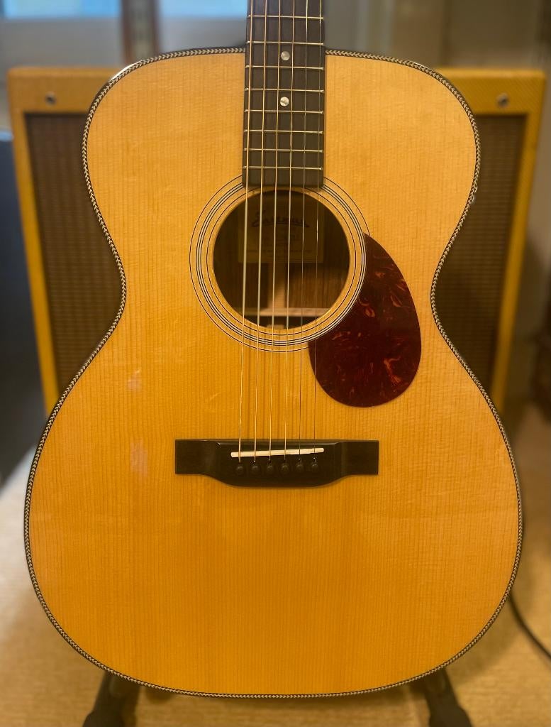 Eastman E3 OM Deluxe, Ophalen, Nieuw, Western- of Steelstringgitaar, Met (piezo-)element