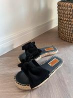 Zomer slippers zwart met touw zool, Slippers, Zwart, Ophalen of Verzenden, Gedragen