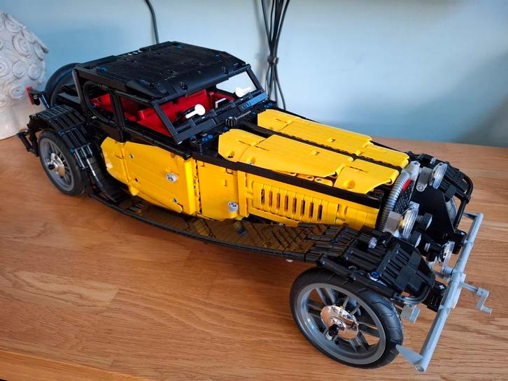 Mouldking (lego) bugatti, Kinderen en Baby's, Speelgoed | Duplo en Lego, Zo goed als nieuw, Ophalen of Verzenden