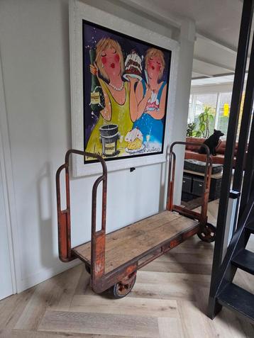 Industriële transportkar vintage  beschikbaar voor biedingen
