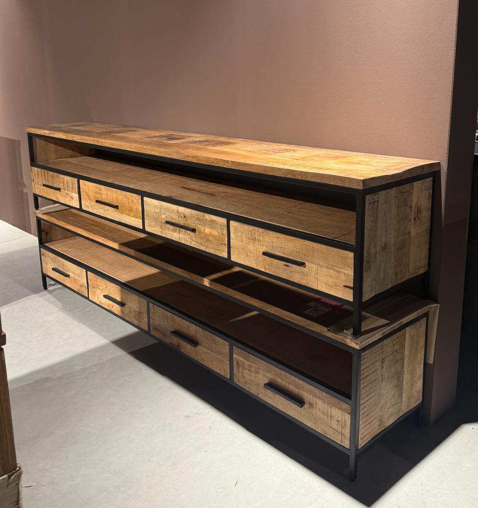 mango of zwart tvmeubel industrieel design tv dressoir 240cm, Huis en Inrichting, Kasten | Televisiemeubels, Zo goed als nieuw