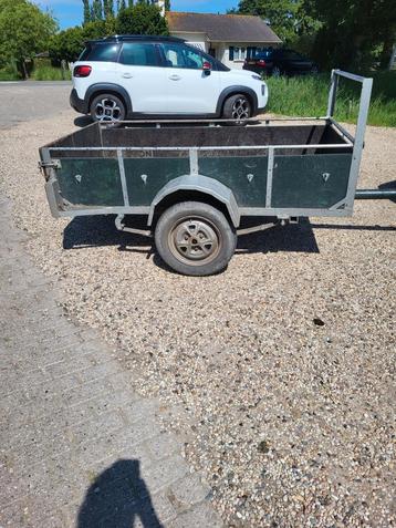 Aanhangwagen beschikbaar voor biedingen