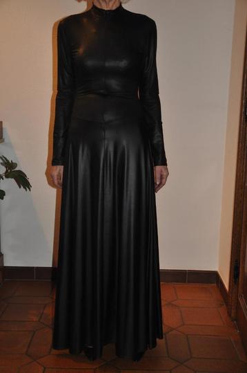 Sexy wetlook lang kleed van Patrice Cantanzaro - Small beschikbaar voor biedingen