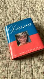 Klein boekje diana the people’s princess, Verzamelen, Koninklijk Huis en Royalty, Ophalen of Verzenden, Zo goed als nieuw, Tijdschrift of Boek