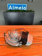 Vespa blok met nieuwe cilinder+zuiger 65 cc, Fietsen en Brommers, Brommeronderdelen | Algemeen, Ophalen of Verzenden, Zo goed als nieuw