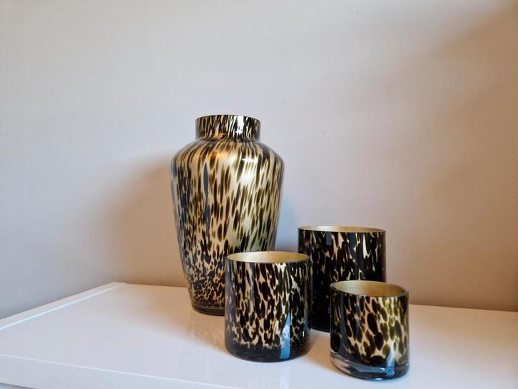 Cheetah Vaas + Windlichten + Pluimen, Huis en Inrichting, Woonaccessoires | Vazen, Overige kleuren, Minder dan 50 cm, Glas, Ophalen