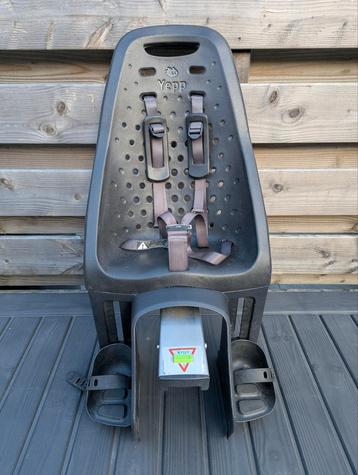 GMG Yepp Maxi Easyfit Achterzitje Kinderzitje Zwart beschikbaar voor biedingen