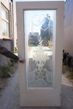Mooie oude houten deur met geetst glas decoratie van bloemen, Ophalen, Gebruikt, Glas, Binnendeur