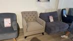 Fauteuil stoel met knopen taupe nieuw lounge seat, Huis en Inrichting, Ophalen, Nieuw, Stof