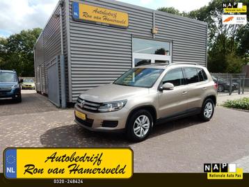 Volkswagen Tiguan 1.4 TSI *PANODAK*NAVI*TREKHAAK* beschikbaar voor biedingen