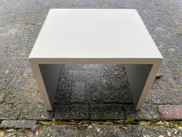 4 Bijzet / Salon tafels. Leolux look. beschikbaar voor biedingen