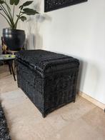zwarte rieten opbergkist, Huis en Inrichting, Woonaccessoires | Kisten, Ophalen, 50 tot 100 cm, Zo goed als nieuw, Minder dan 50 cm