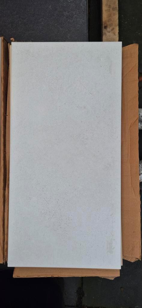 Tegels over: Antraciet 60x60 & Wit 30x60 (Nieuw), Doe-het-zelf en Verbouw, Tegels, Nieuw, Wandtegels, Keramiek, 60 cm of meer
