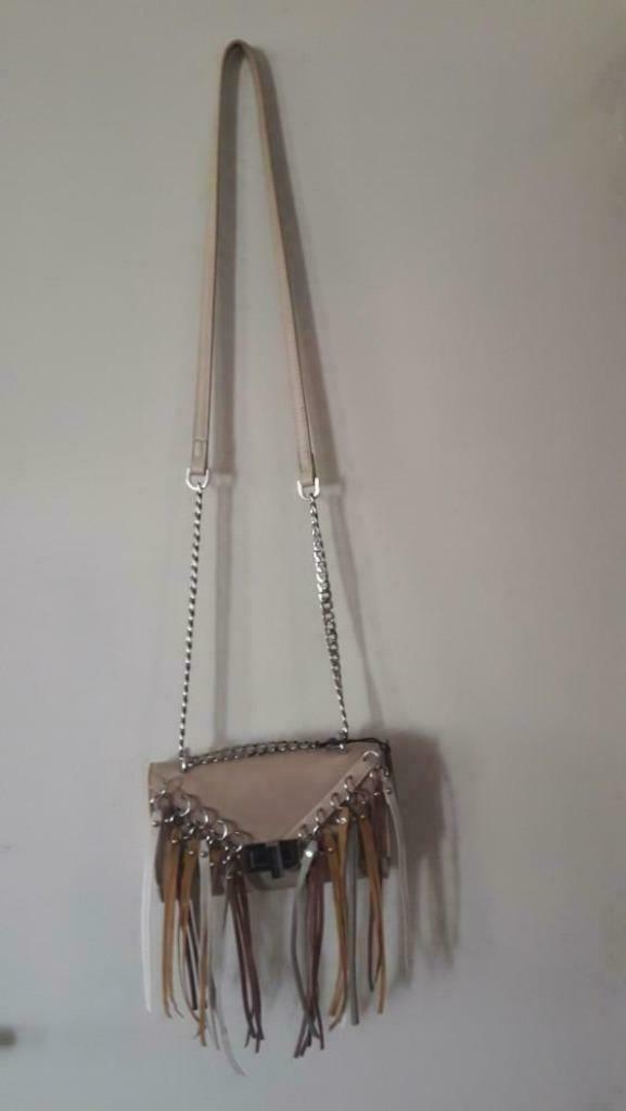 Supertrash tasje met franjes beige, nieuw, Sieraden, Tassen en Uiterlijk, Tassen | Damestassen, Nieuw, Schoudertasje, Beige, Ophalen of Verzenden