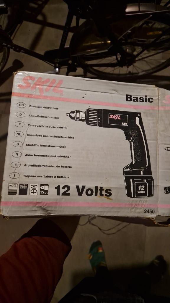 Accuboormachine Skil 12V (compleet met oplader en accu), Doe-het-zelf en Verbouw, Gereedschap | Boormachines, Gebruikt, Boormachine