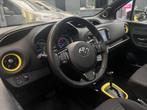 Toyota Yaris 1.5 Hybrid Premium Bi-Tone Plus|Panoramadak|Cam, Gebruikt, Bedrijf, 48 €/maand, Hybride Elektrisch/Benzine