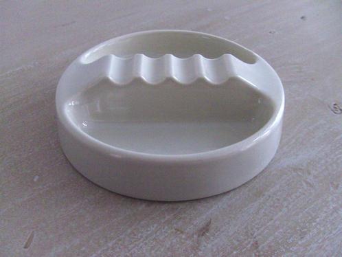 Asbak koninklijke Plateel bakkerij Gouda, Antiek en Kunst, Antiek | Keramiek en Aardewerk, Ophalen of Verzenden
