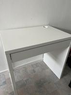 Ikea Micke bureau, Huis en Inrichting, Bureaus, Zo goed als nieuw, Ophalen