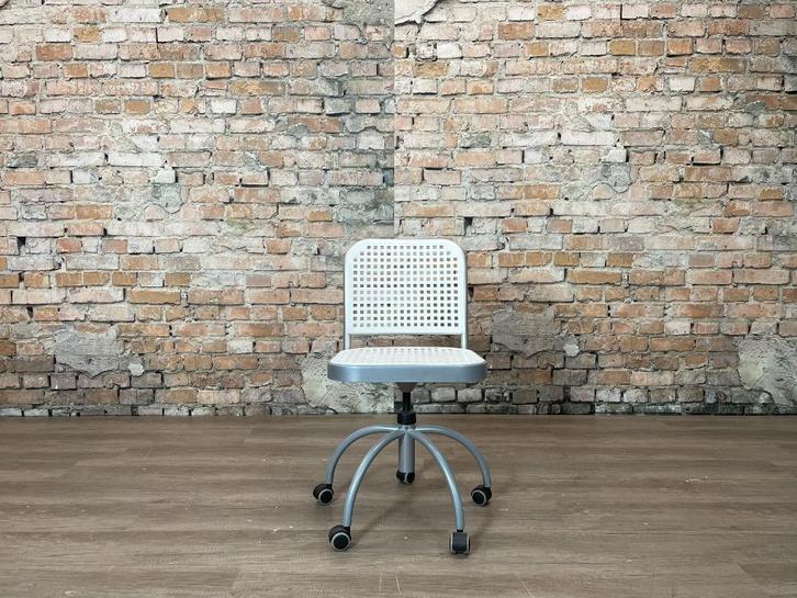 De Padova Silver créme bij TheReSales, Huis en Inrichting, Stoelen, Zo goed als nieuw, Eén, Kunststof, Overige kleuren, Ophalen of Verzenden