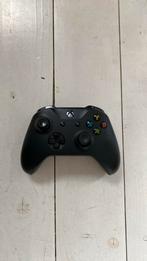 Xbox one controller, Spelcomputers en Games, Spelcomputers | Xbox | Accessoires, Ophalen of Verzenden, Gebruikt, Controller, Xbox One