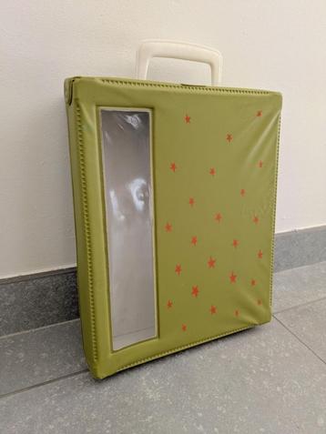 Vintage koffer voor Barbie, Cindy, kleertjes etc. beschikbaar voor biedingen