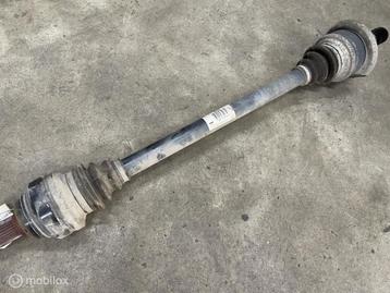 Aandrijfas rechtsachter BMW 5-serie F10 535d  33207581018 beschikbaar voor biedingen