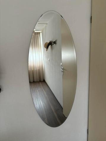 Ovale facet spiegel 140x59cm beschikbaar voor biedingen
