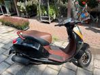 Scooter merk thurbo, bruin, zwart en goud + scherm, Fietsen en Brommers, Scooters | Overige merken, Ophalen, Turbho, 49 cc, Zo goed als nieuw