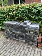 80 betonklinkers 30x10x6 cm – gratis op te halen, Tuin en Terras, Tegels en Klinkers, Ophalen, Gebruikt, Klinkers, Minder dan 5 m²