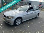 BMW 3-serie Touring 320d Executive LEUKE AUTO RIJDT EN SCHAK, Automaat, Achterwielaandrijving, Zwart, 4 cilinders