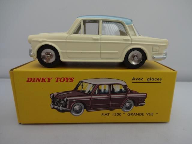 Fiat 1200 Grande Vue creme nr: 531 van Dinky Toys 1/43, Hobby en Vrije tijd, Modelauto's | 1:43, Nieuw, Auto, Dinky Toys, Ophalen of Verzenden