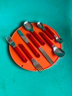 Retro bestekset 2 personen rood space age Rosti Mepal, Ophalen of Verzenden, Zo goed als nieuw, Rvs of Chroom