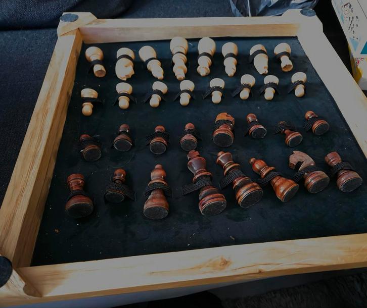 Vintage Schaakspel - Houten Bord & Stukken, Hobby en Vrije tijd, Gezelschapsspellen | Bordspellen, Gebruikt, Een of twee spelers
