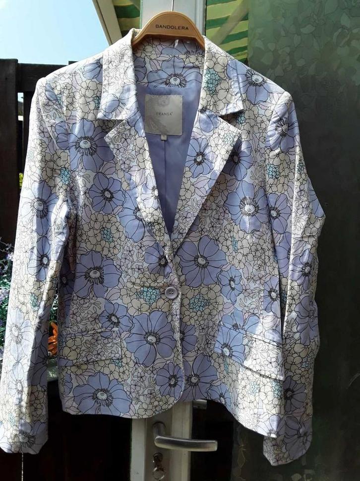 Luxe zomer jasje van FRANSA, M gebloemd pastel tinten, Kleding | Dames, Jasjes, Kostuums en Pakken, Zo goed als nieuw, Jasje, Maat 38/40 (M)