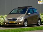 Mercedes-Benz A-klasse 200 Avantgarde AUT // Pano-Dak / Xeno, 136 pk, Gebruikt, Zwart, 4 cilinders