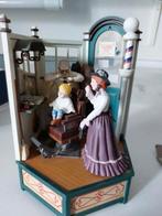 Speeldoos barbershop kapperstoel (Enesco), Ophalen of Verzenden, Zo goed als nieuw