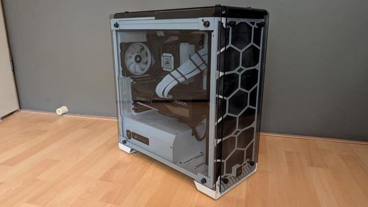 High-End Game PC - RTX 3070 Ti, Ryzen 9 3900X, 64GB RAM, Computers en Software, Computerbehuizingen, Zo goed als nieuw, Ophalen