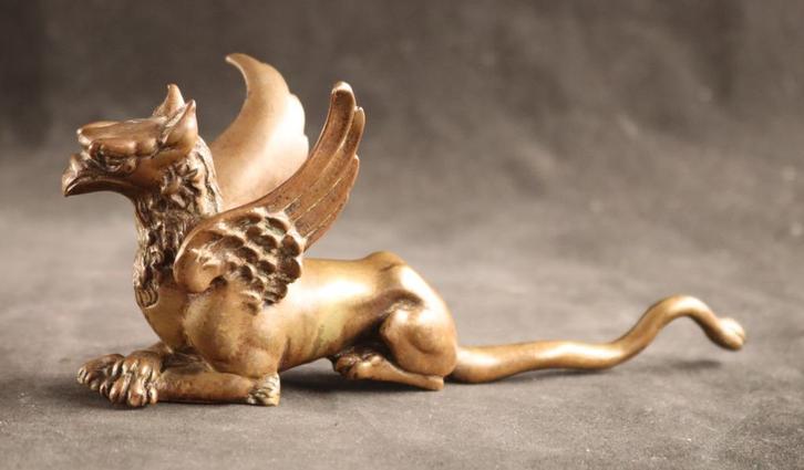 Antiek bronzen griffioen, Antiek en Kunst, Kunst | Beelden en Houtsnijwerken, Ophalen of Verzenden