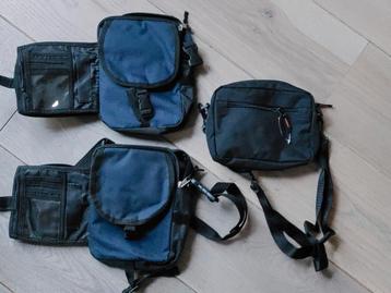 Diverse schoudertassen/heuptassen set beschikbaar voor biedingen